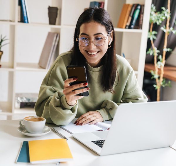 attractive-young-girl-student-studying-at-the-coll-DCQMV27.jpg attractive-young-girl-student-studying-at-the-coll-DCQMV27.jpg